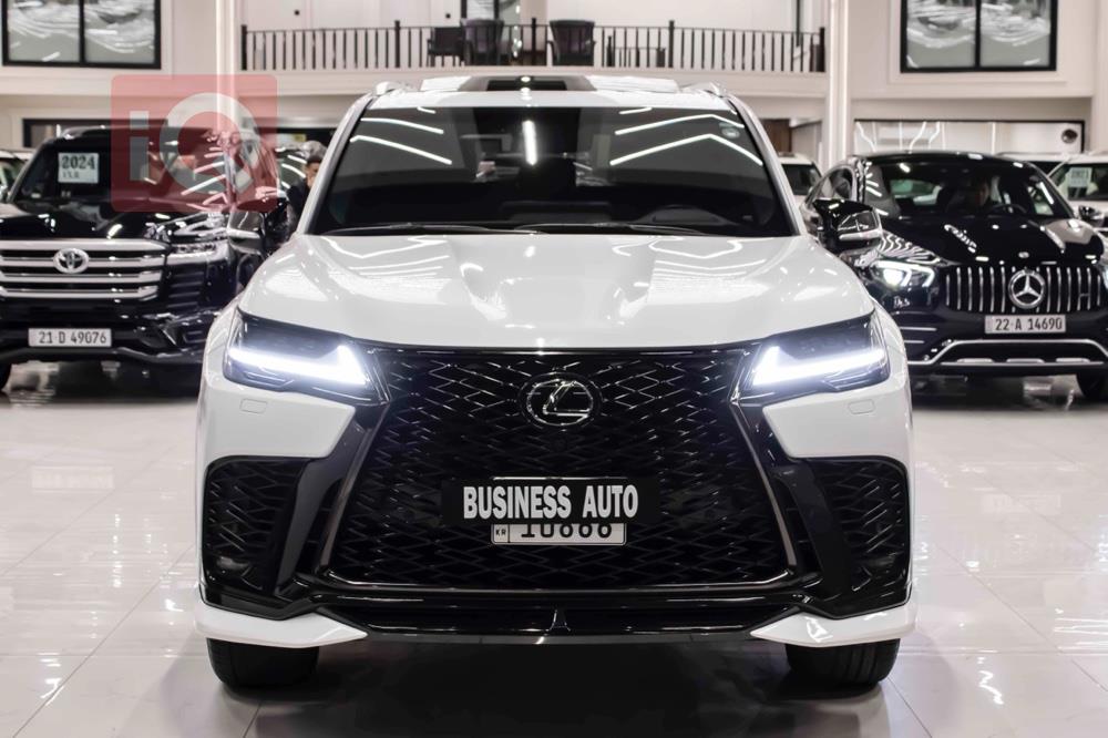 Lexus LX